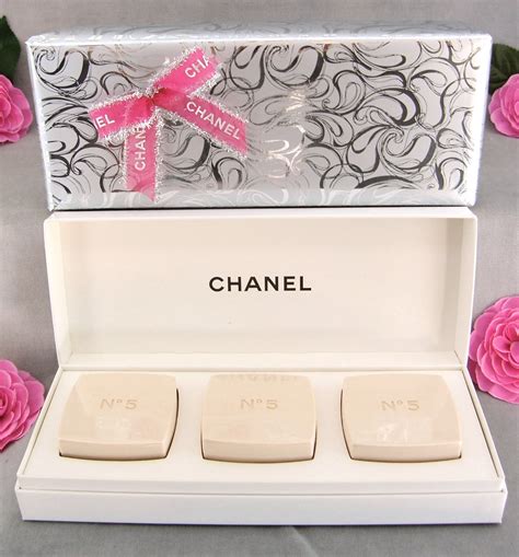 chanel no 5 soap set.